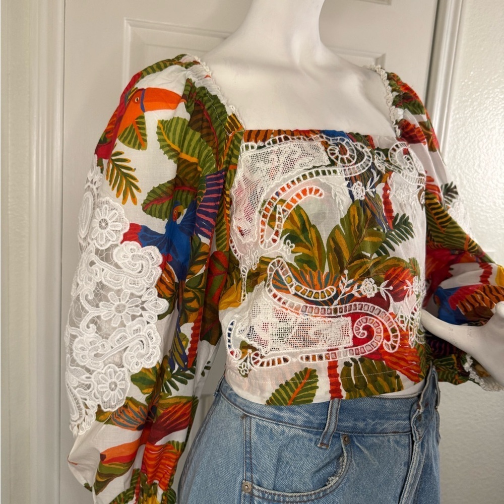 Farm Rio Boohoo Forest Birds Crop Blouse Top Embroideries Size Medium - Picture 5 of 14